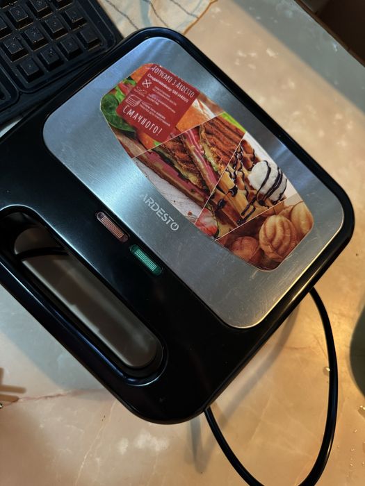 Вафельниця ,сендвічниця,  Мультимейкер 4в 1