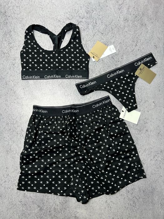 Calvin klein білизна топ топік стрінги трусики оригінал