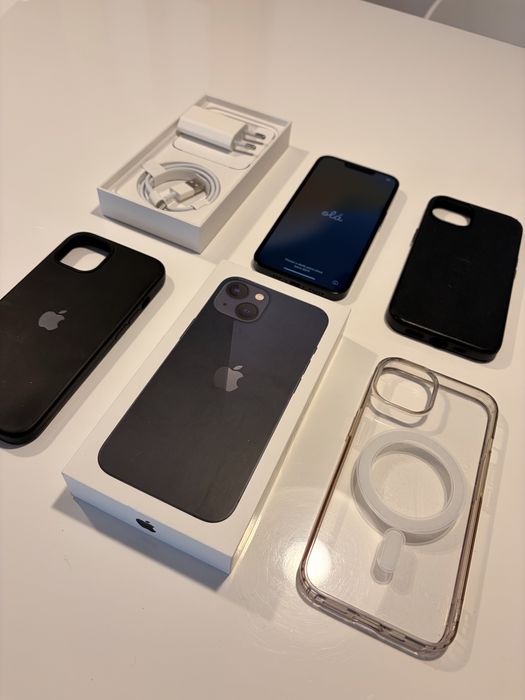 iPhone 13 - Desbloqueado em Bom estado