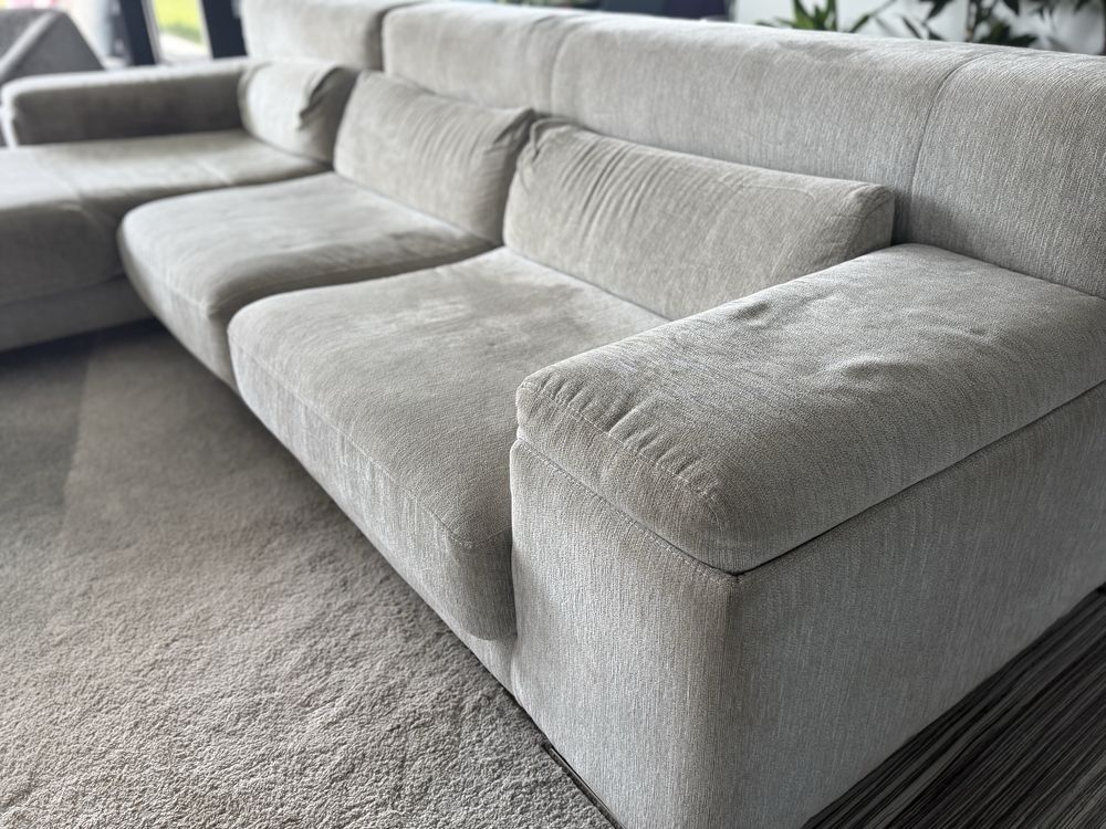 Sofá chaise long com 3.00m