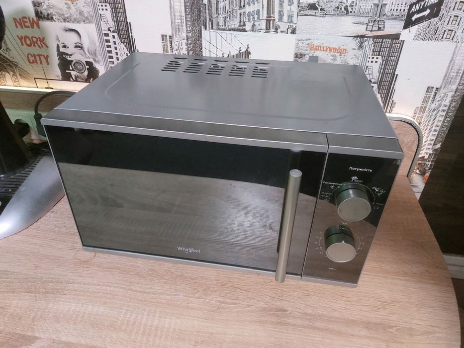 микроволновка Whirlpool