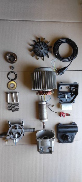 Мини мойка  Karcher k2 k3 к3.80 k5.20m k5.200 корпуса подставки на ко