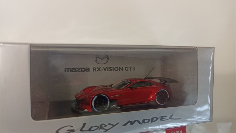 Колекційні моделі масштаб 1/64