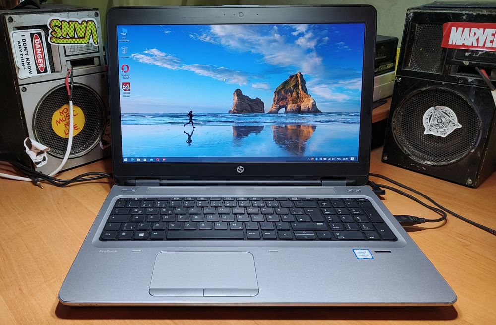 Ноутбук Hp i5,ssd,акб4часа