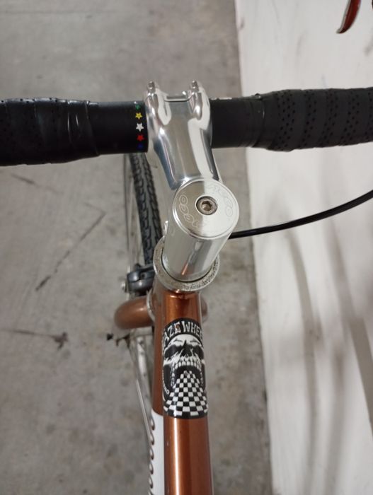 Bicicleta single speed contra pedal