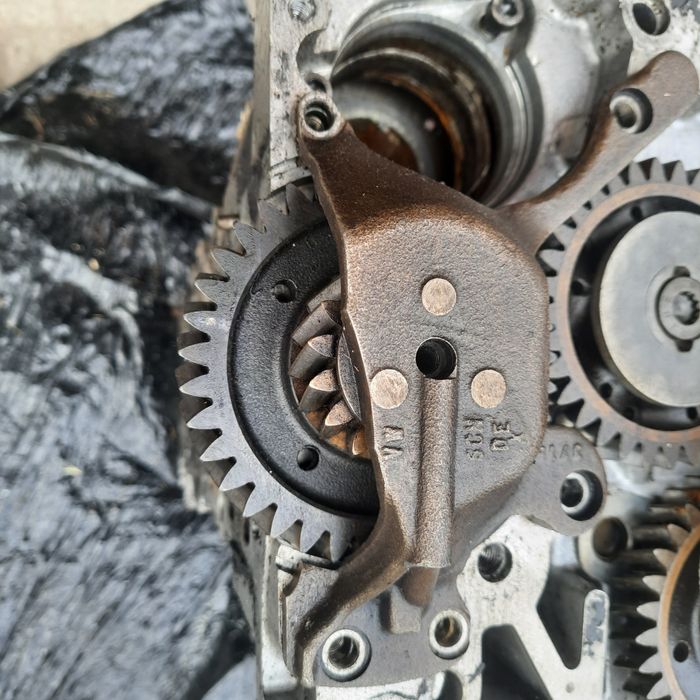 Оригінальні VAG шестерні механізма ГРМ для VW T5 2.5 tdi