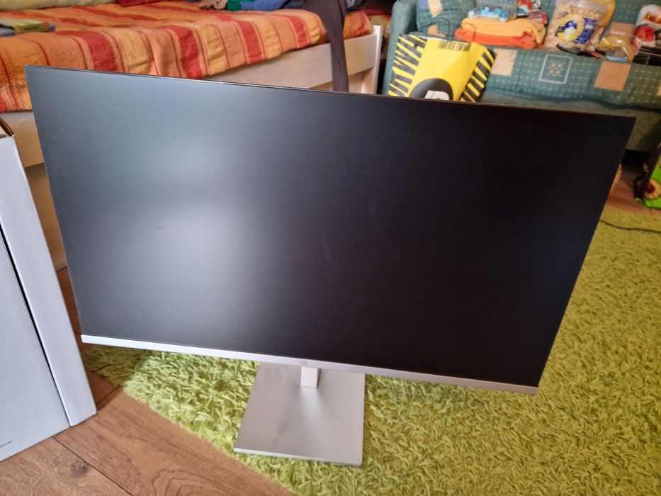 Monitor HP 5 527sh (NOVO)