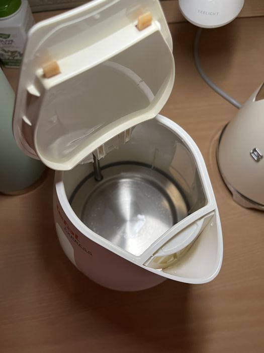 Чайник електричний Tefal Express 1,5 л білий