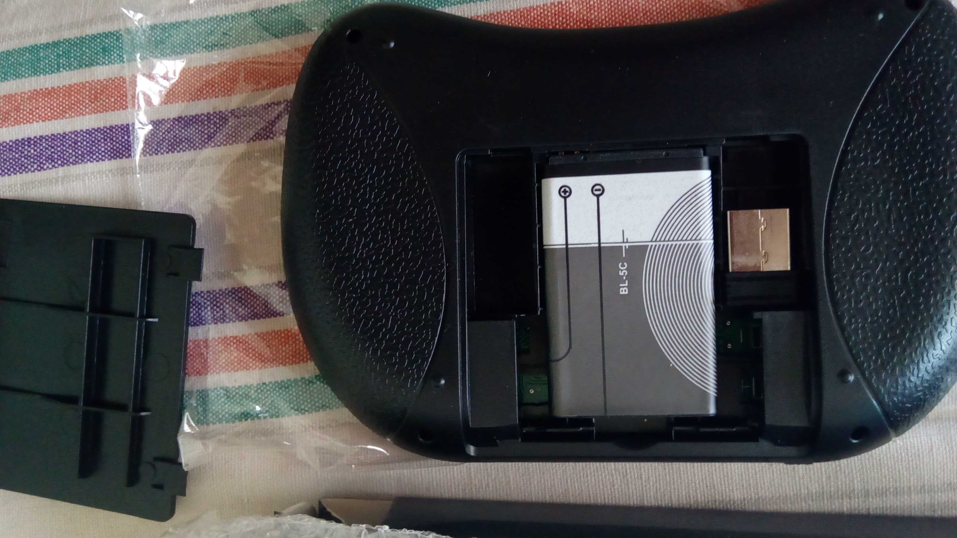Mini keyboard мини клавиатура клава беспроводная 2 в 1 чёрная, новая.