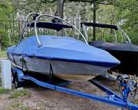 Łódź motorową Malibu Wakesetter 23XTI