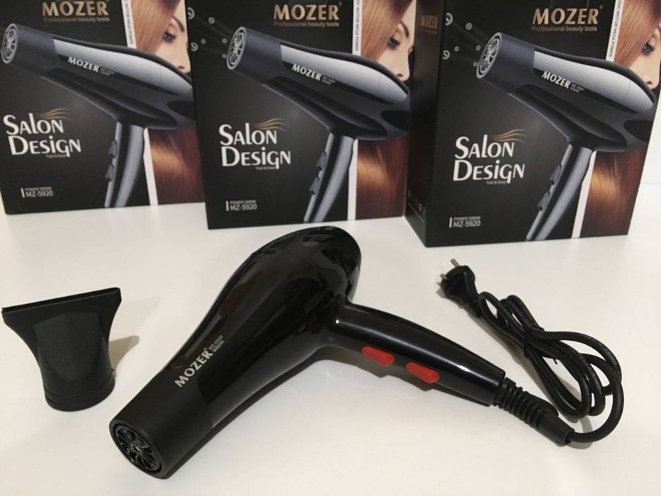 Фен для волосся. Професійний фен Mozer MZ-5929.