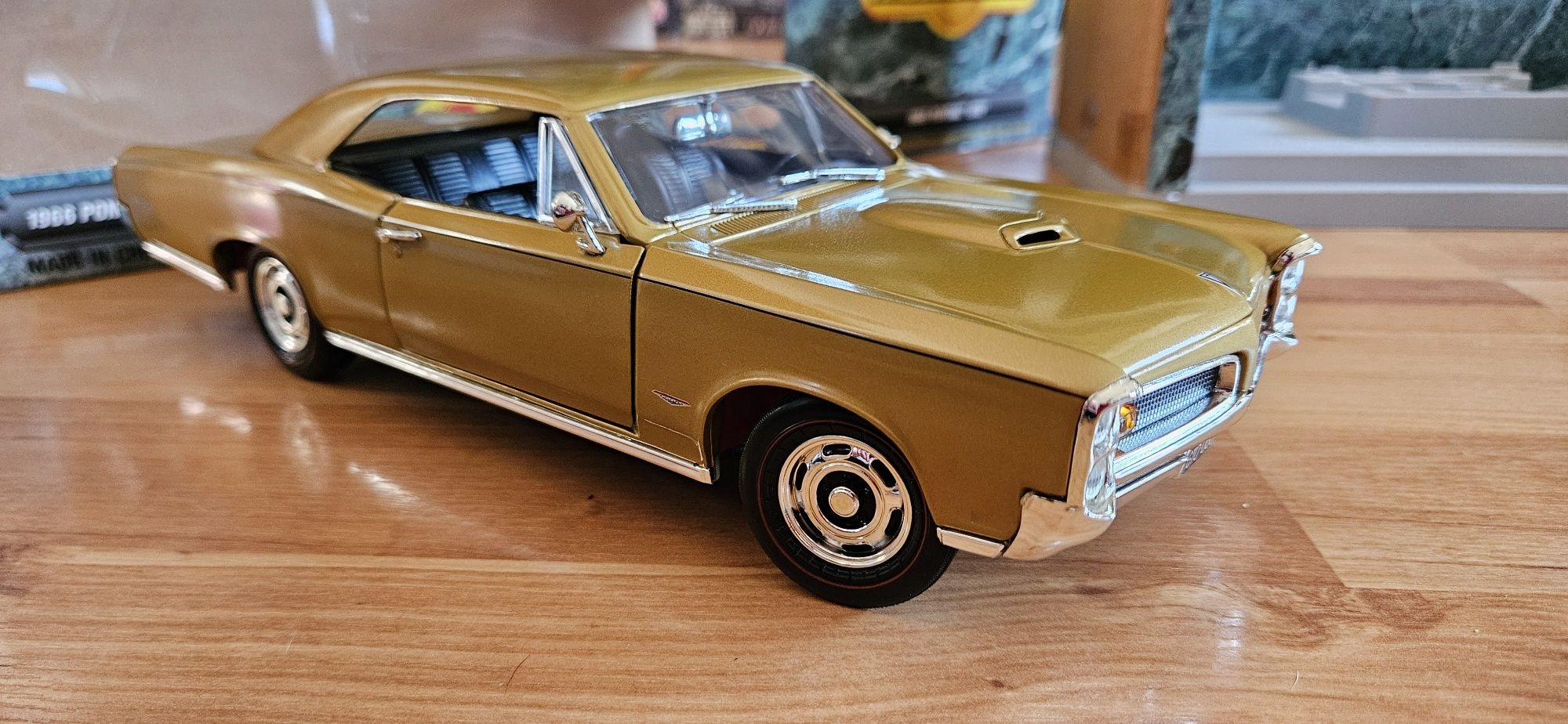 1:18 Ertl Pontiac GTO