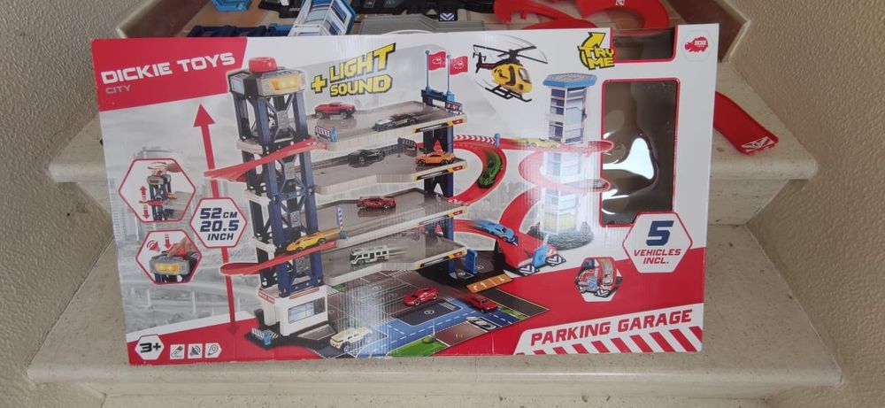Dickie Toys - Pista de Carrinhos com Estação, Elevador e Garagem  

Va