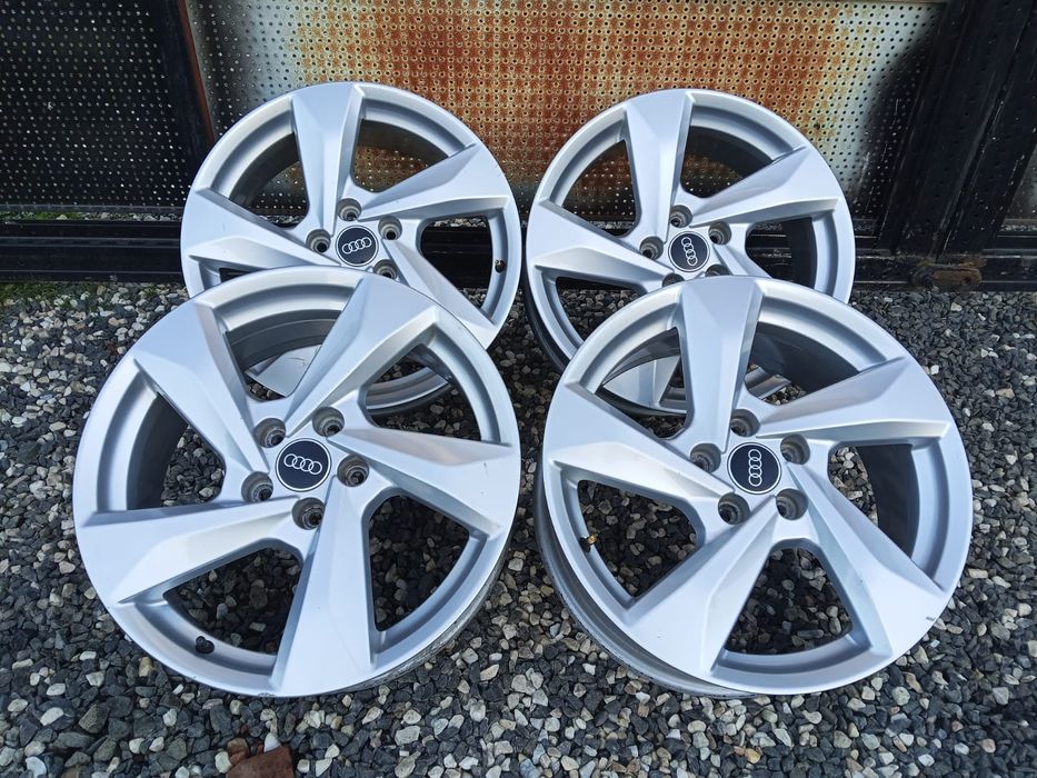 Felgi Audi Q3 Q5 5x112 7J Et43 otwór cent.57.1