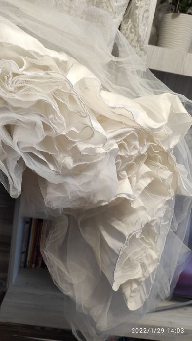 Весільна сукня,дуже гарна