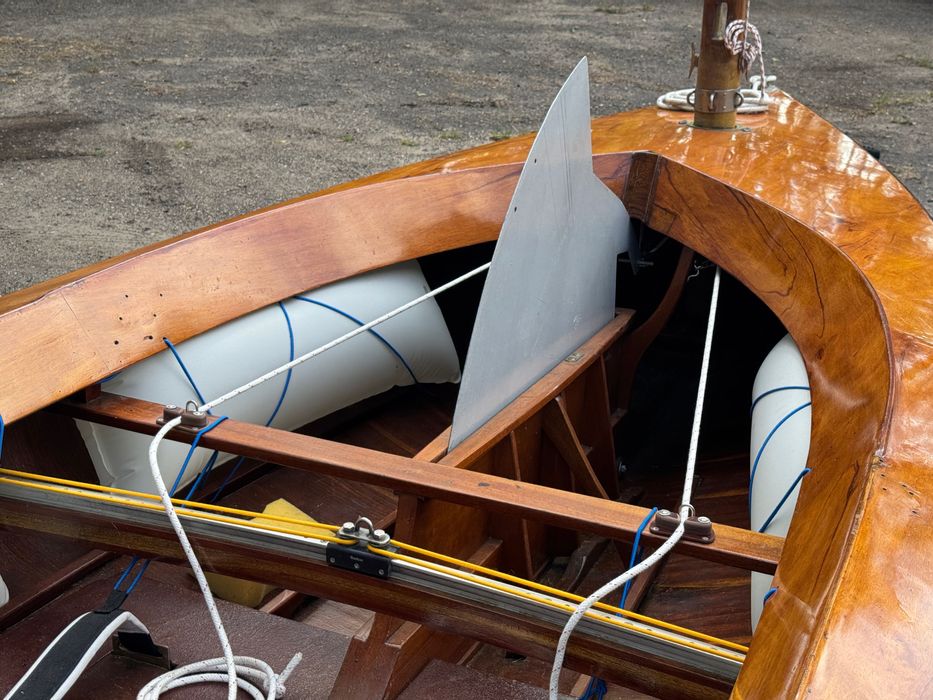 Żaglówka jacht legendarna klasa regatowa Finn 1976 mahoniowy Chojnice