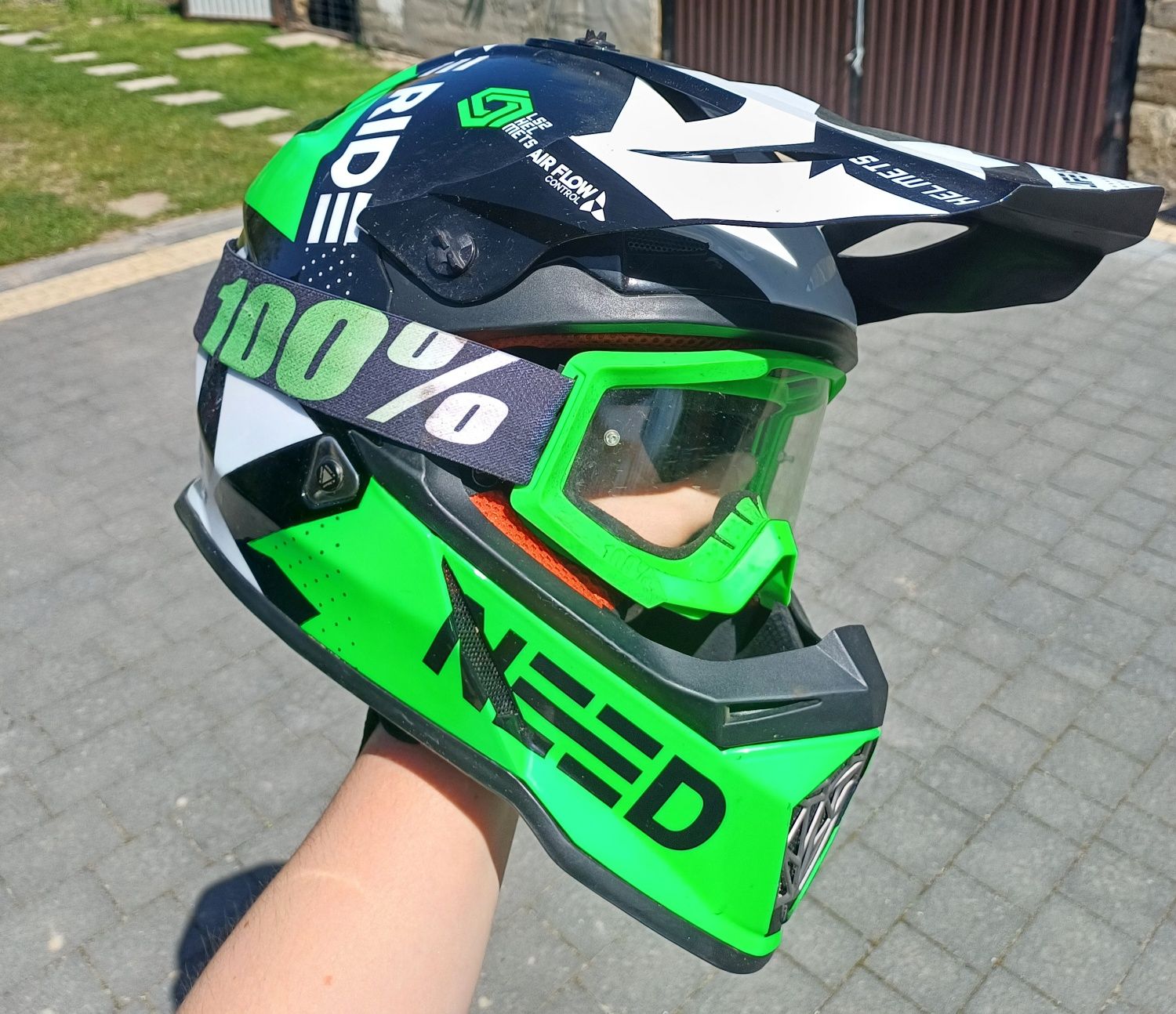 Kask motocyklowy LS2 MX437 plus gogle