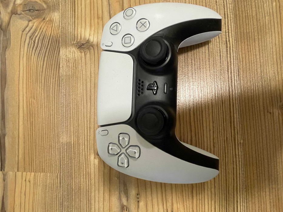 Sony Play Stacion 5 Digital Edition