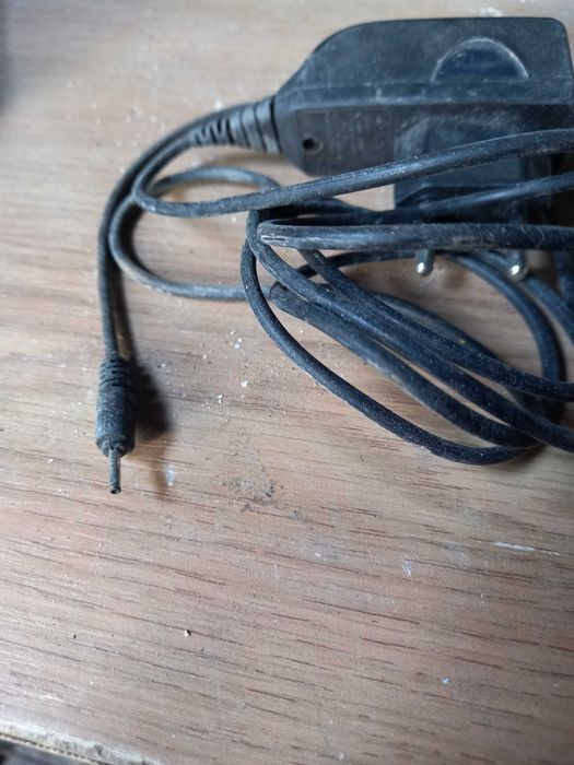 Зарядка зарядне зарядний пристрій нокія