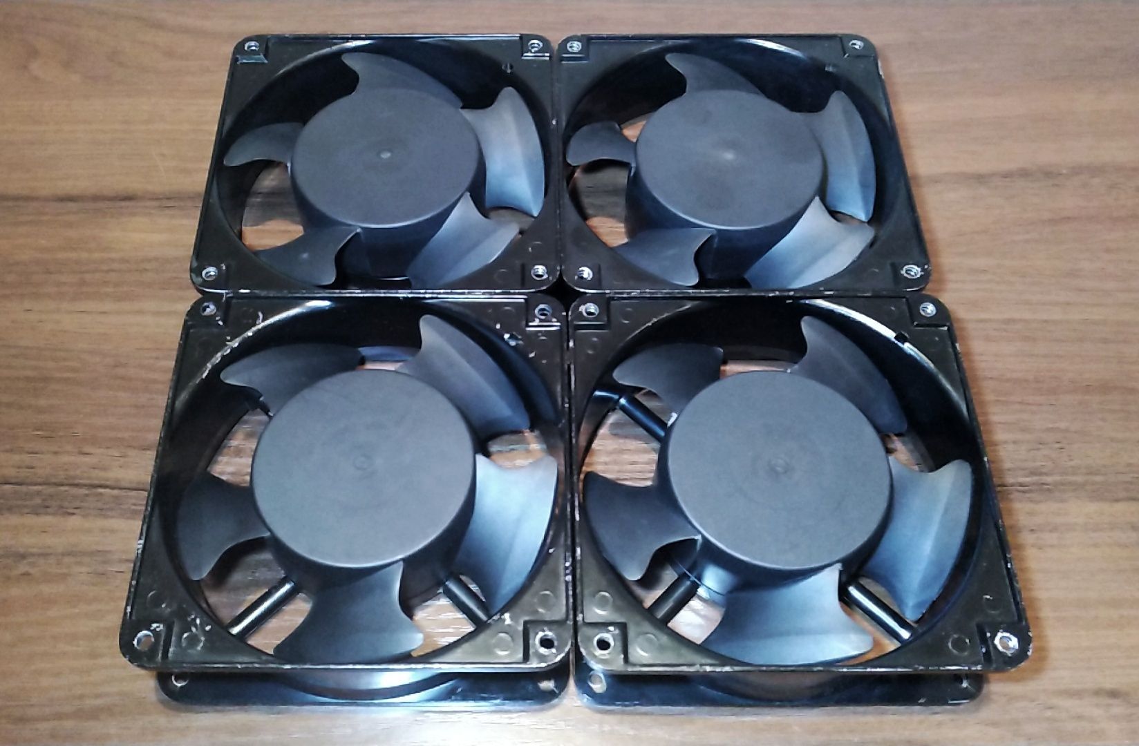 Вентилятор SUNON DP200A 2123XST 220v.AC вытяжной,обдувной,охлаждения.