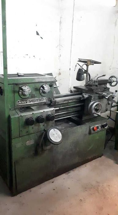 Специальный токарно-винторезный станок высокой точности ИЖ 1и 611 ПФ-1