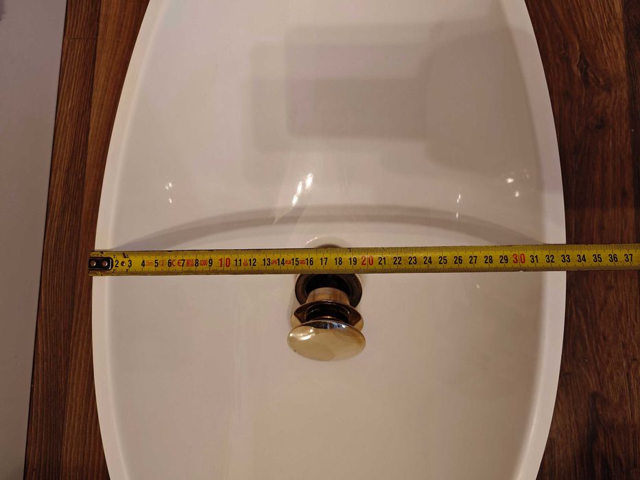 Umywalka biała łazienka nowoczesna korek złoty klik