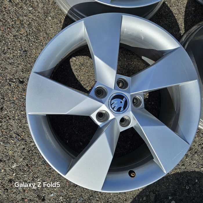 Alufelgi 17 Skoda Octavia Yeti Superb Karoq Kodjaq 5x112 ET45