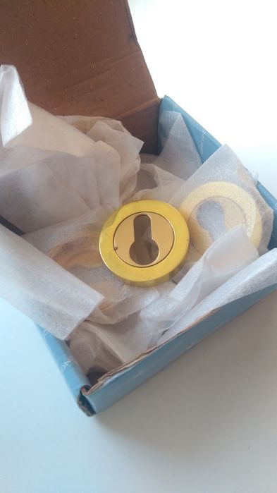 Накладка на замок.