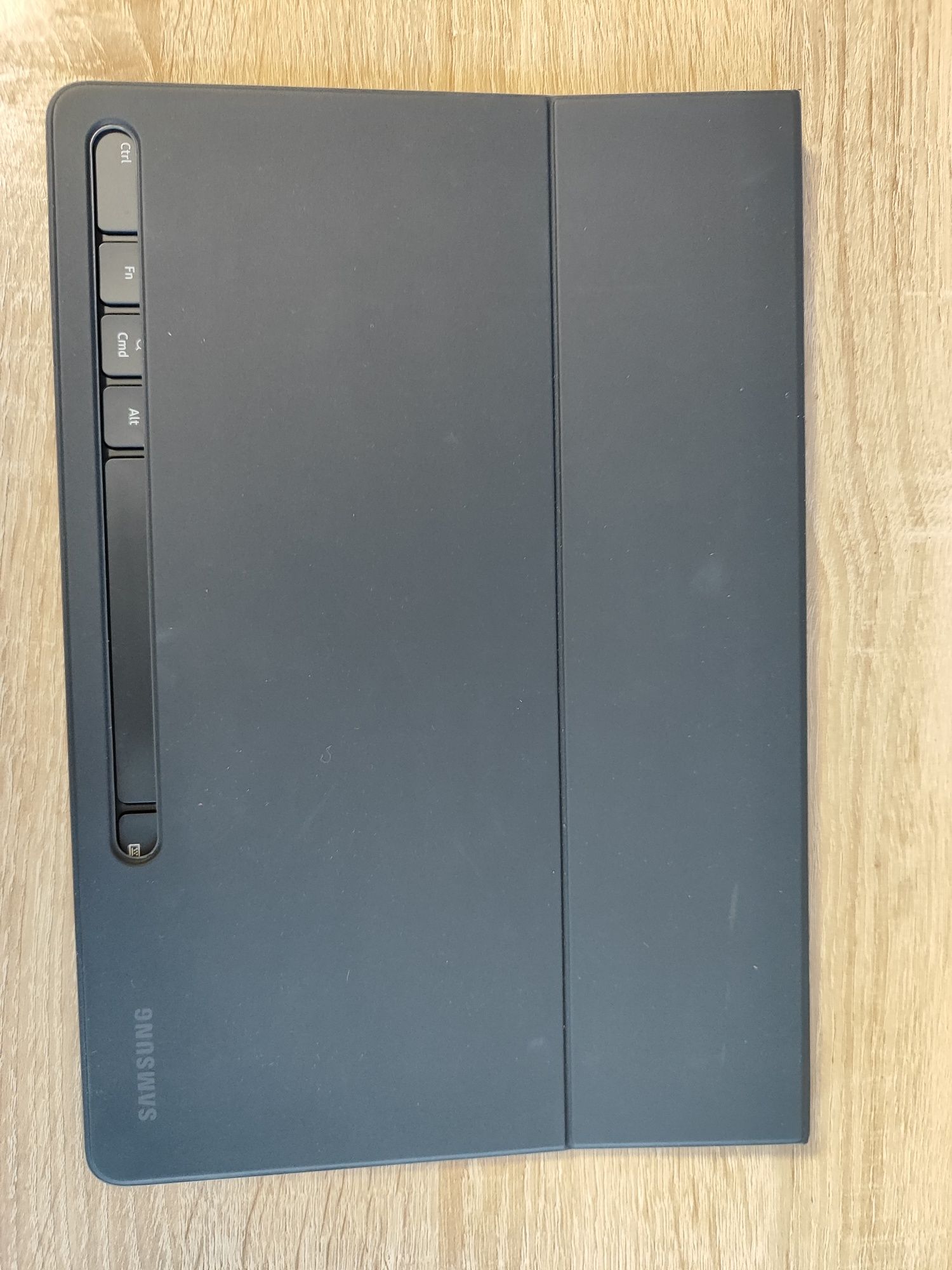 Klawiatura z etui Samsung do tabletu- Book Cover Keyboard Slim