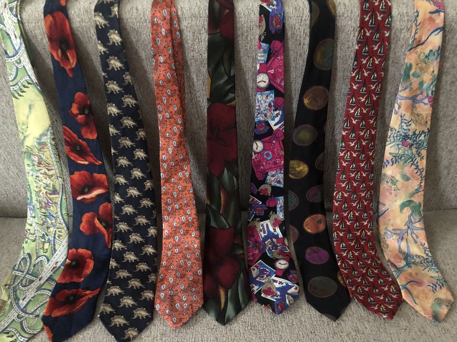 Галстуки прикольные, классические!