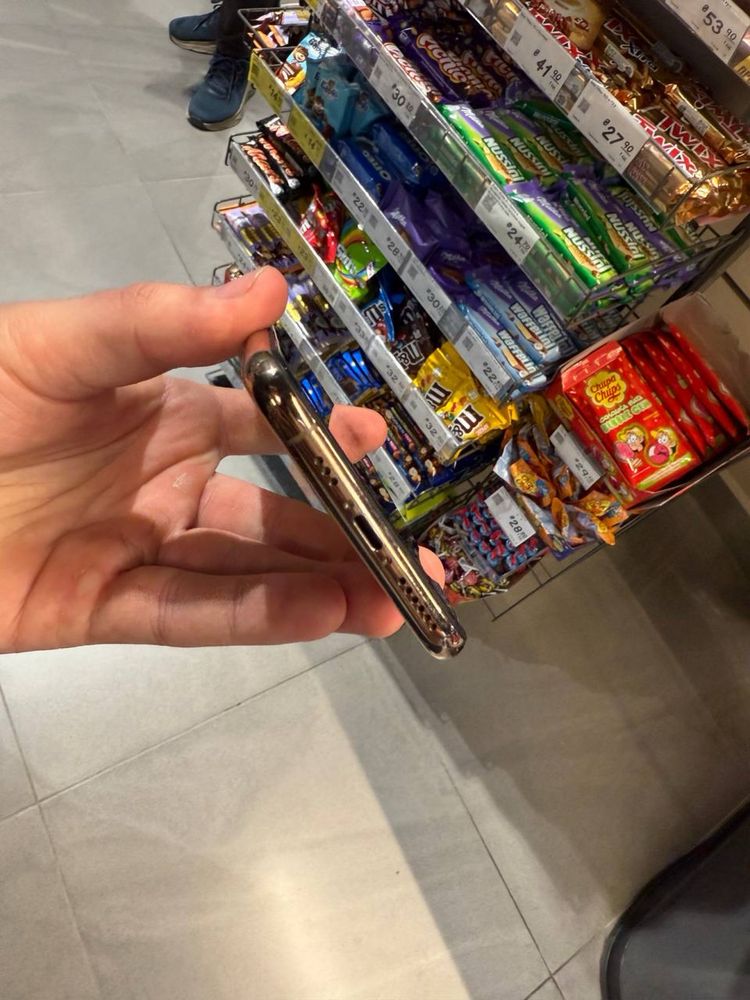 IPhone 11 pro neverlock 256