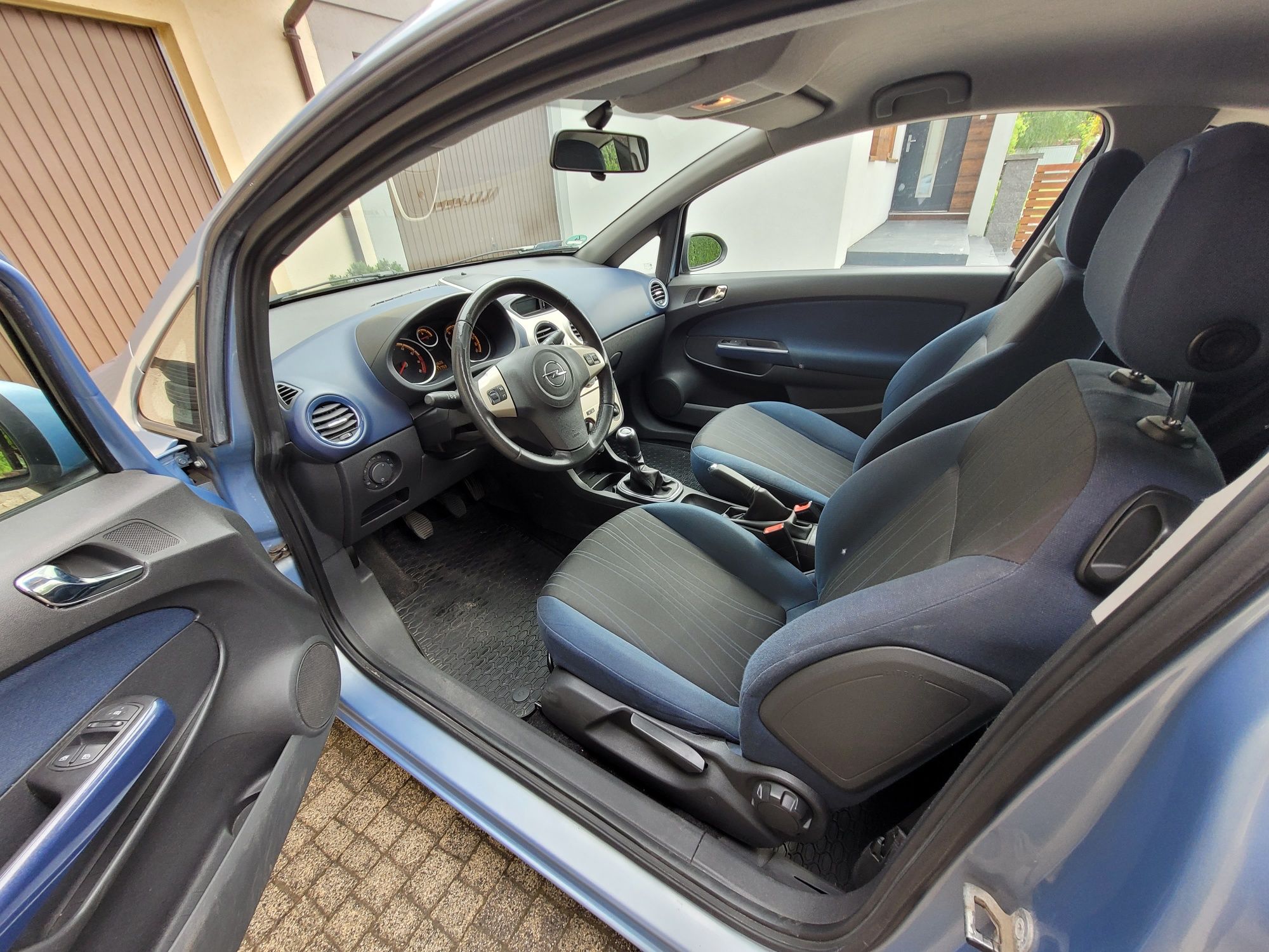 Opel Corsa 1.2 benzyna