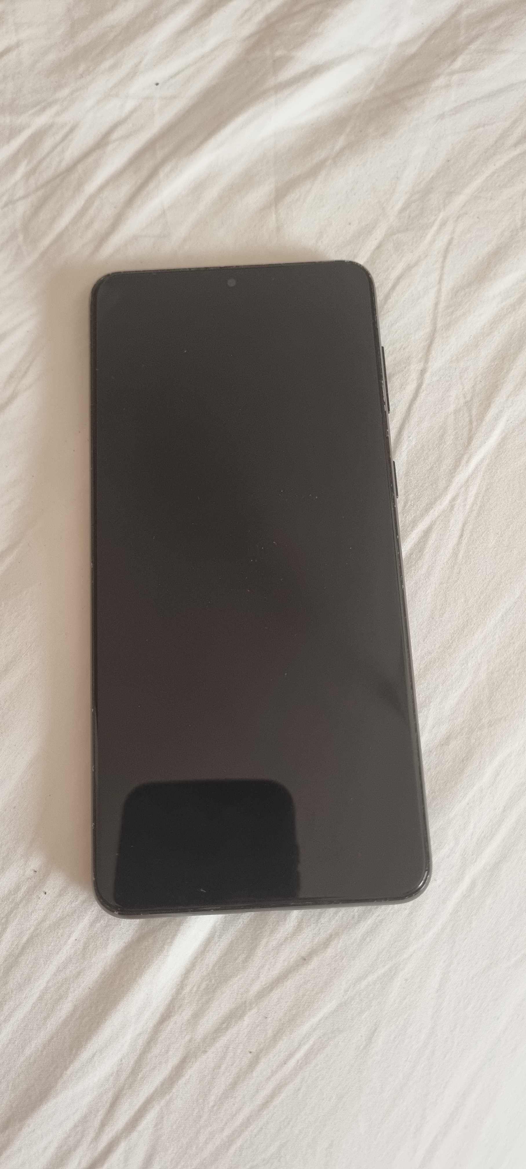 Samsung Galaxy S21+ Plus