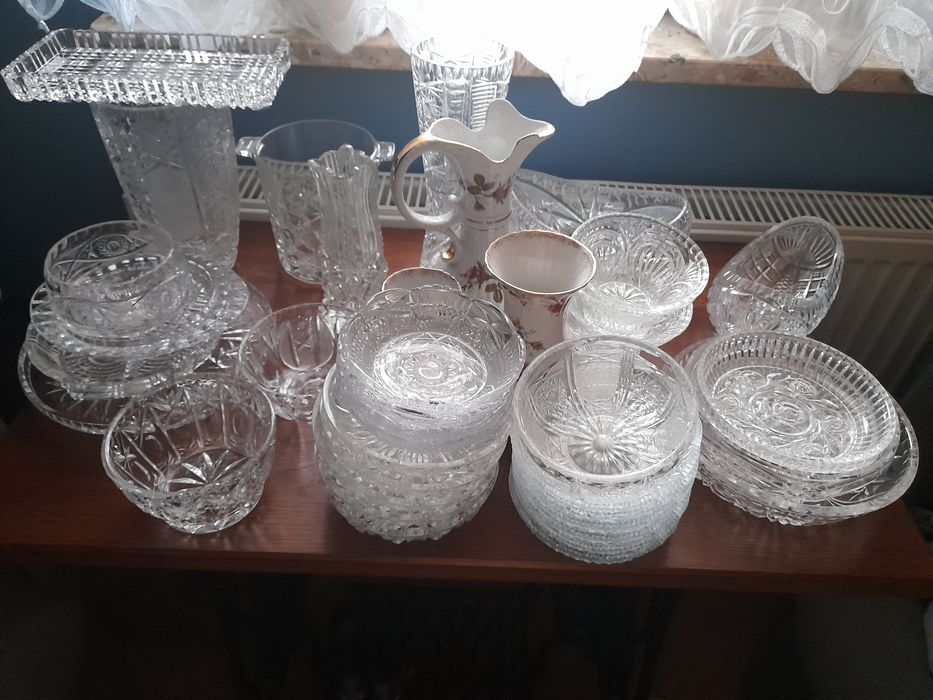 Kryształy naczynia kryształowe Chodzież