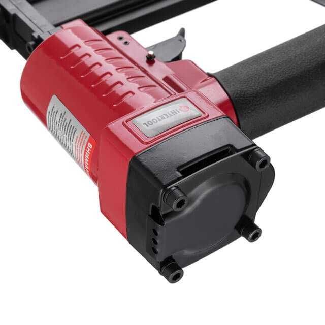 Степлер пневматический под гвозди от 15 до 50мм INTERTOOL PT-1603