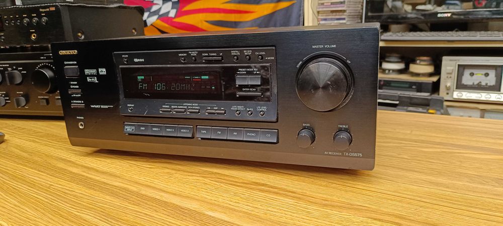 ресивер ONKYO TX-DS575