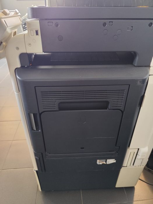Konica Minolta Bizhub 220/ c280 drukarka kolorowa  A3 A 4