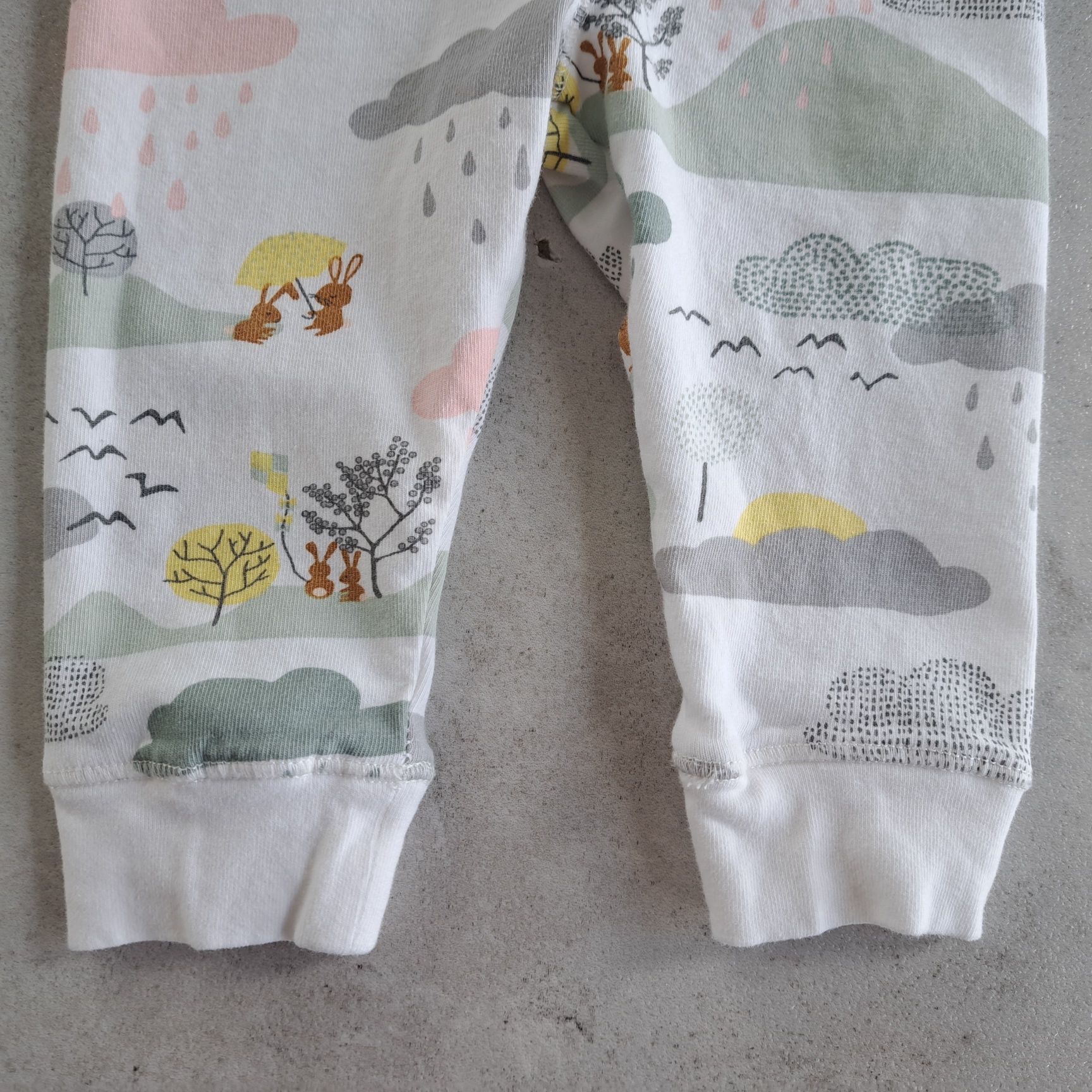 Spodnie półśpiochy legginsy Lindex
