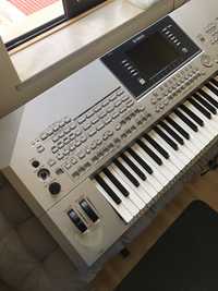 Teclado Yamaha Tyros 2