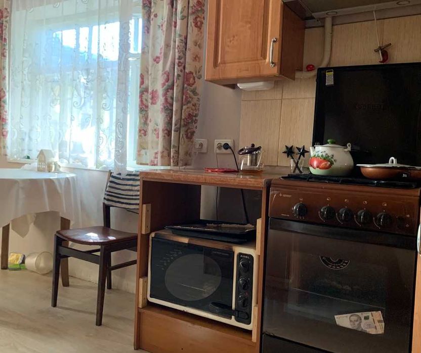 Продається дім у смт Балабине.