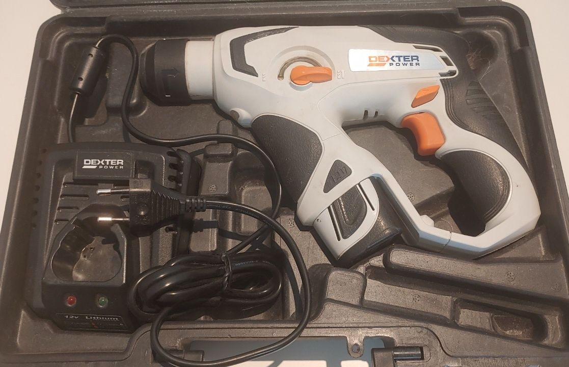 Mlotowiartatka SDS Dexter Power 1702.a 12V stan bardzo dobry. Zestaw