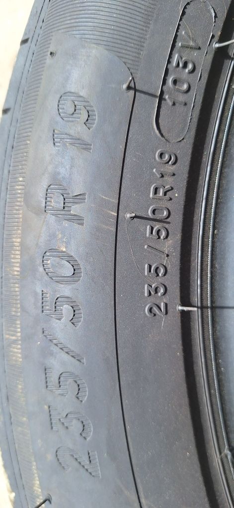 235/50R19 MICHELIN BRIDGESTONE  2×2 шини летние 2021год