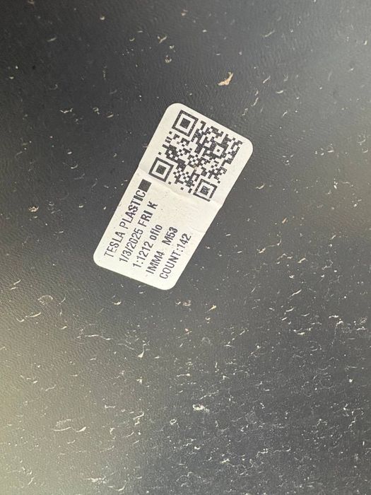 Корито переднього багажника, підкапотний бокс Tesla 3 highland 24-25 р