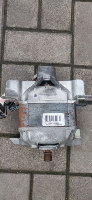 Двигатель стиральной машины Whirlpool C.E.SET. MCA 45/64-148 ALB 1