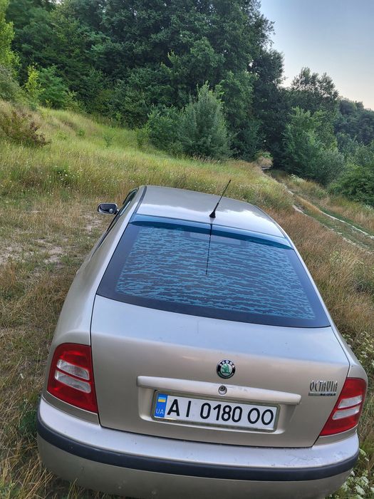 Шкода Октавія Tour 1.8 t.
