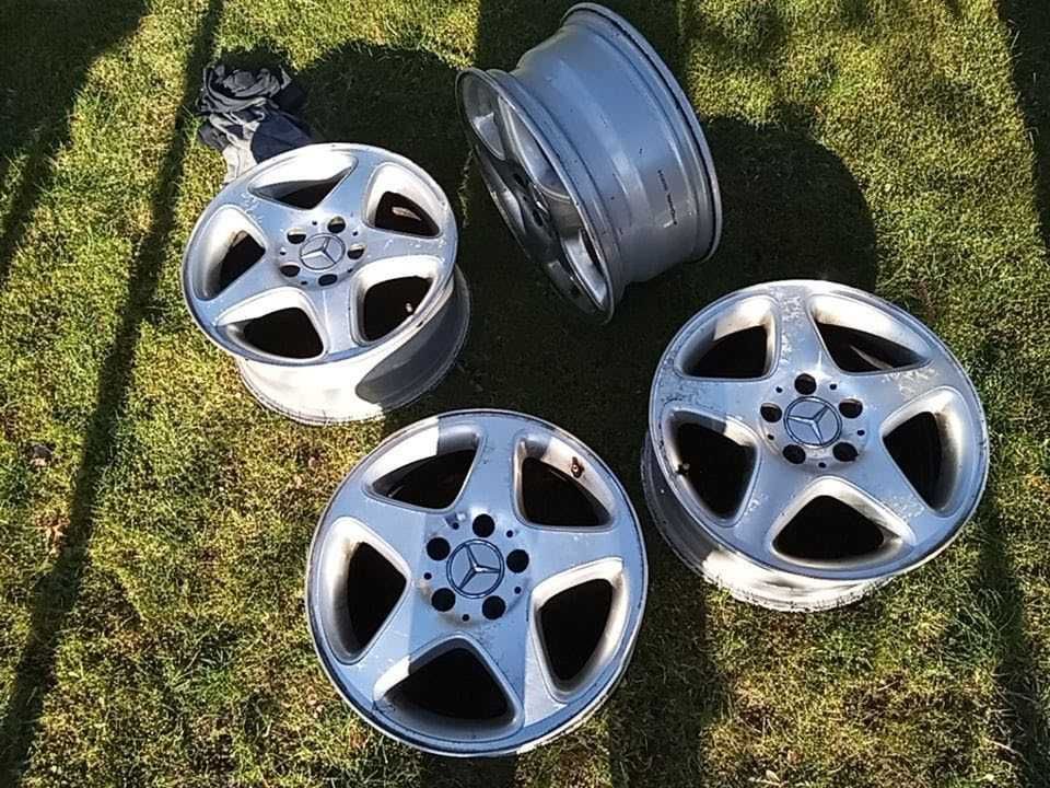 Aulu Felgi Oryginale Mercedes 17''