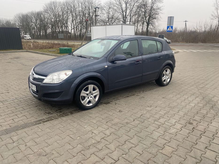 Продам Opel Astra H