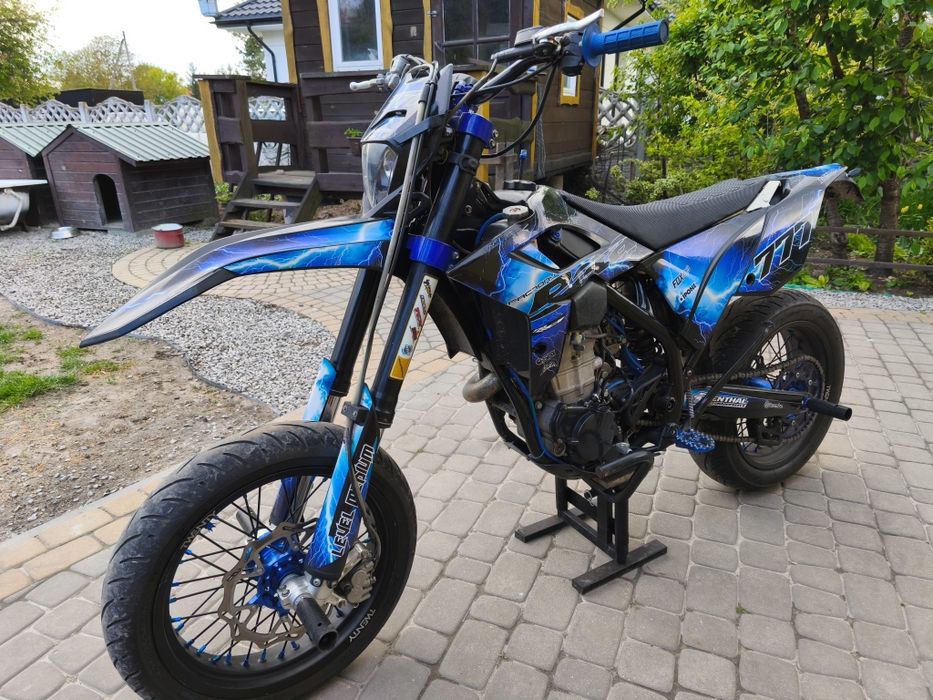 Beta rr390 SUPERMOTO    KTM/Husqvarna/husaberg