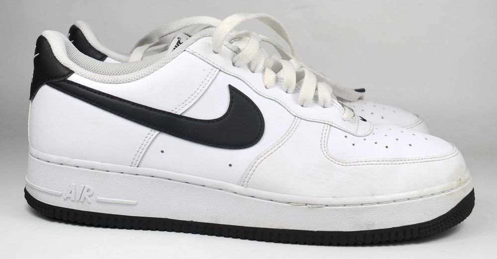 Używane Nike Air Force 1 Low '07 White Black FQ4296 roz. 44,5