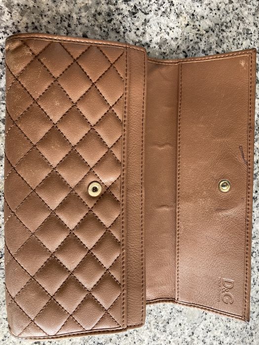 Porta moedas Dolce & Gabbana camel usado